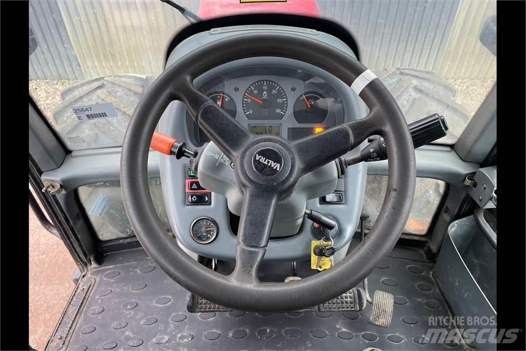 Valtra T153 Traktorer