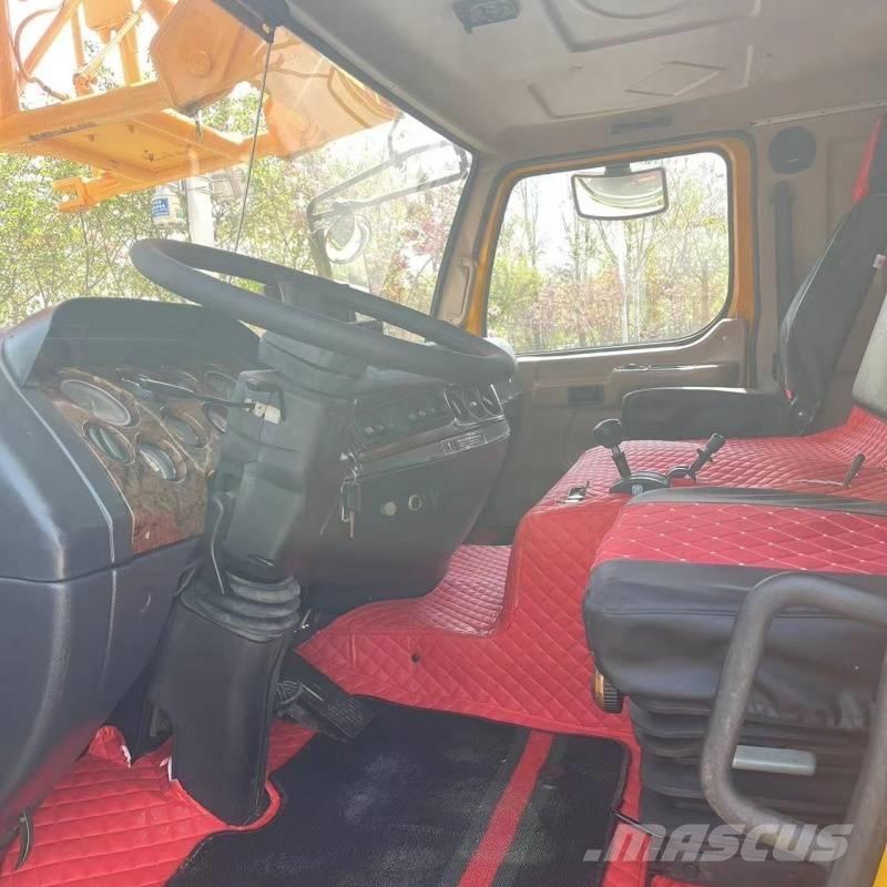 XCMG QY 100 K Allterrängkranar