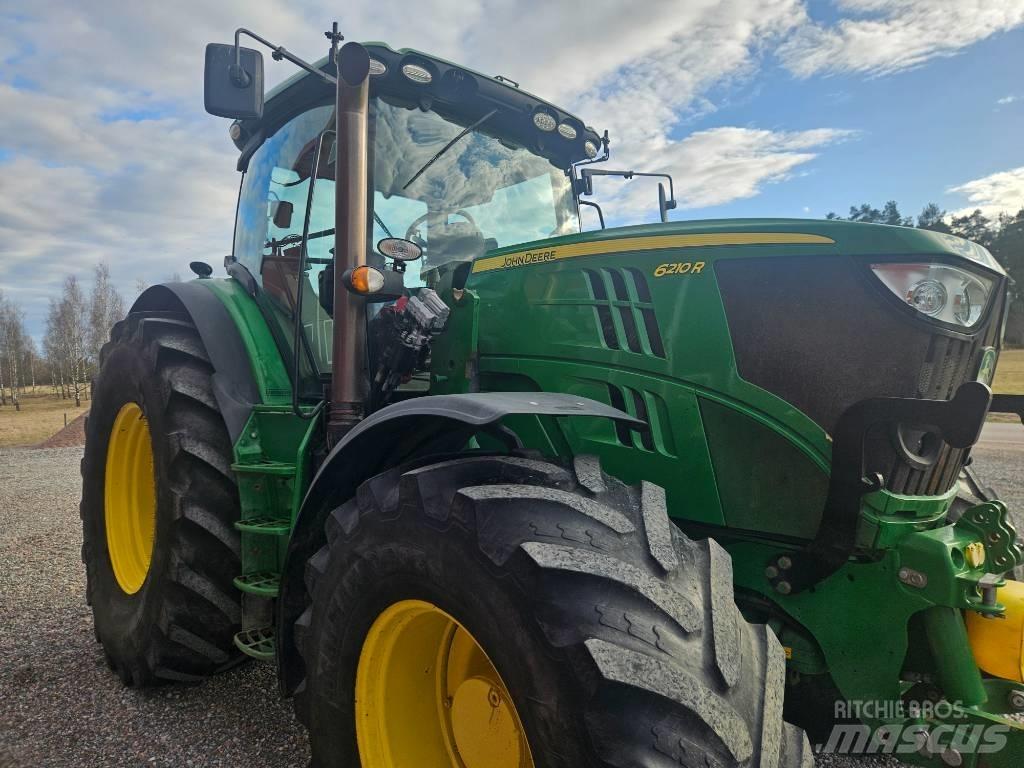John Deere 6210 R Traktorer