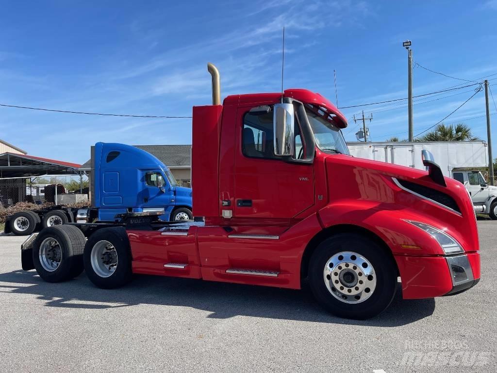 Volvo VNL64T300 Dragbilar