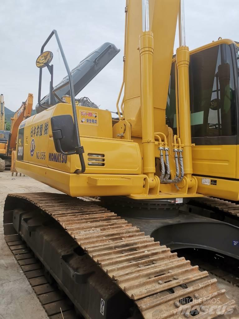 Komatsu PC 200 LC-8 Bandgrävare