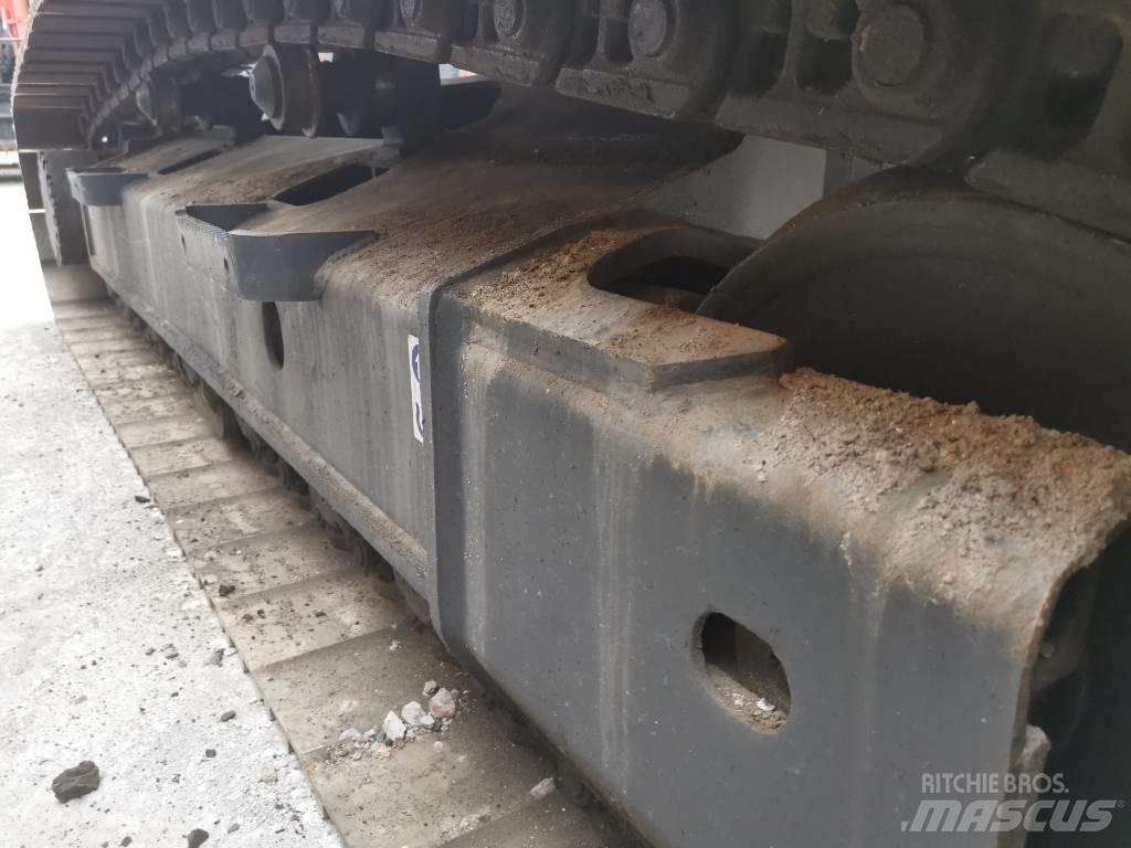 Komatsu PC 200 LC-8 Bandgrävare