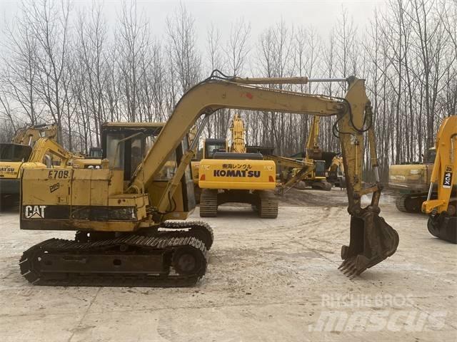 CAT E70B Bandgrävare