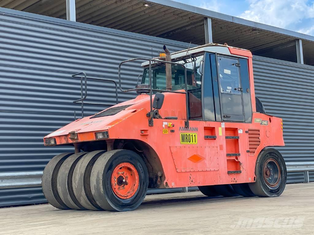 Ammann AP 240 Pneumatiska Hjulvältar