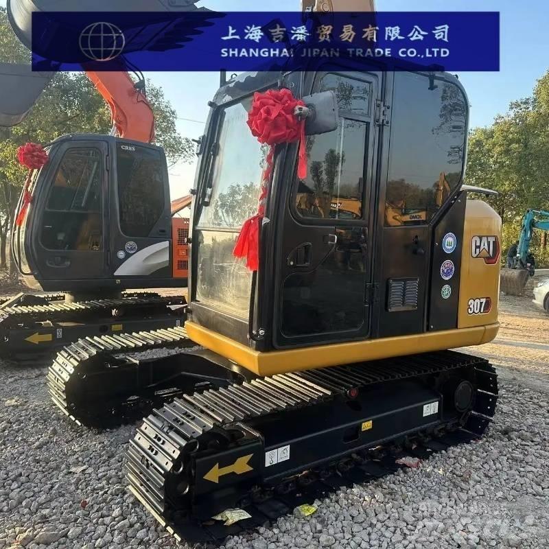CAT 307 E Bandgrävare