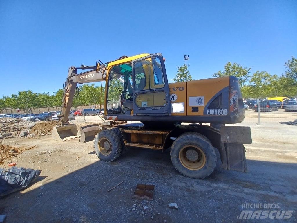 Volvo EW 180 B Hjulgrävare