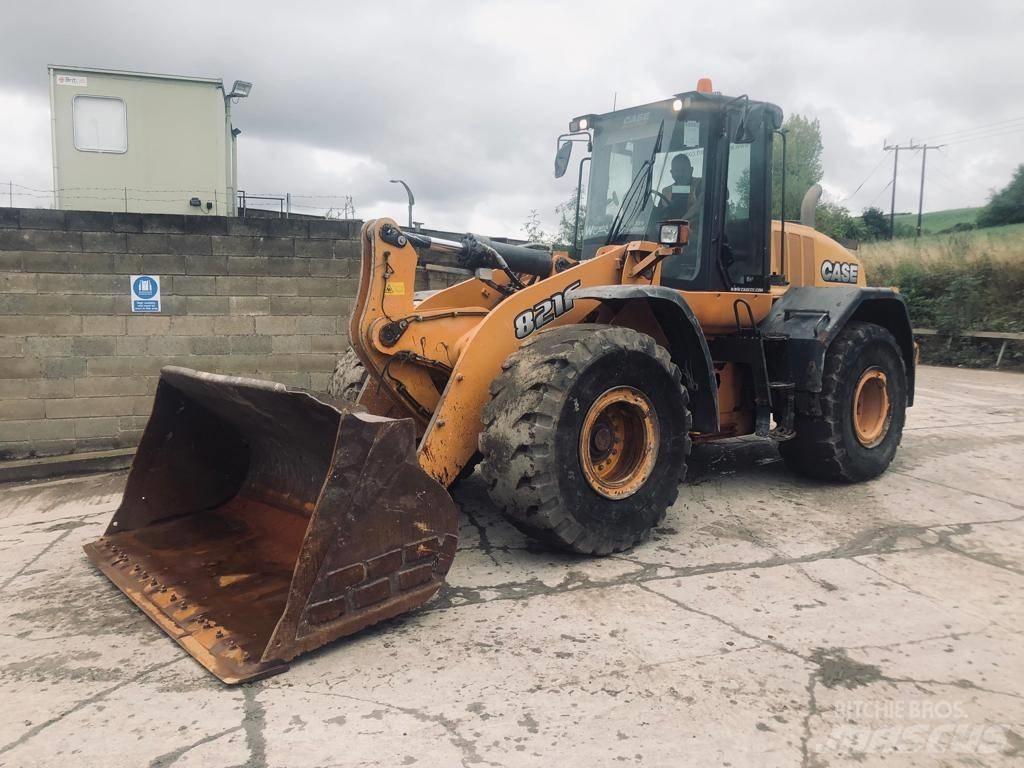 CASE 821 F Hjullastare