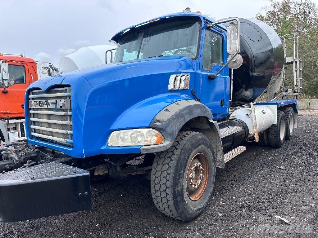 Mack CTP 713 B Övriga bilar