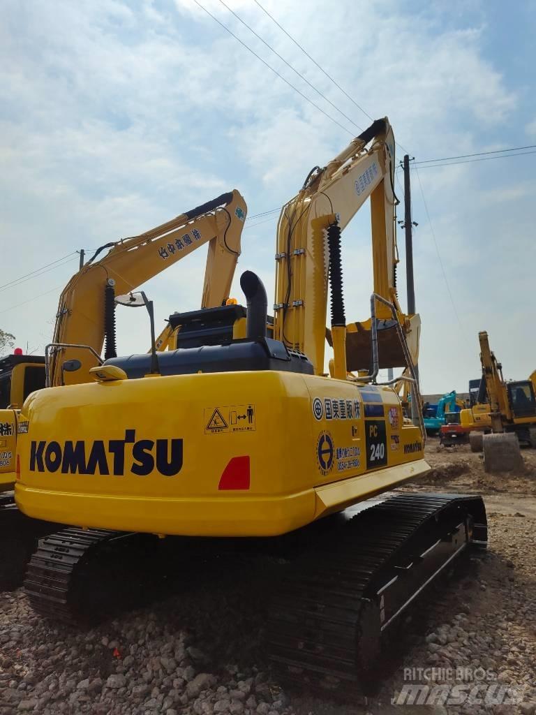 Komatsu PC 240 Bandgrävare