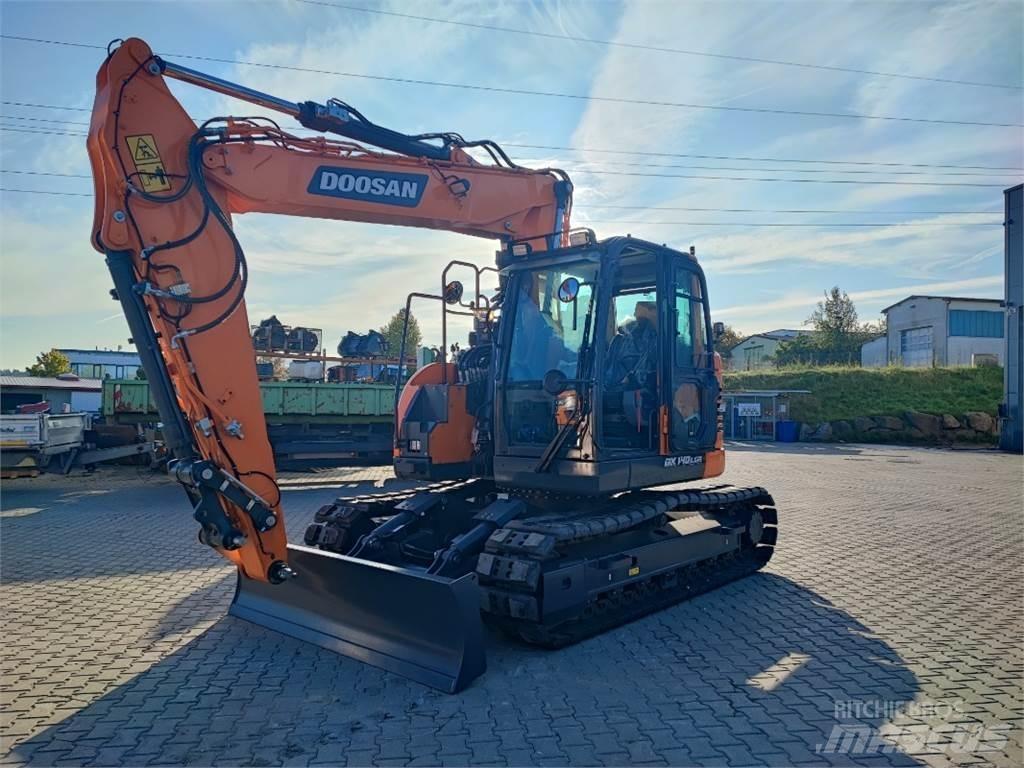 Doosan DX140LCR-7 Bandgrävare