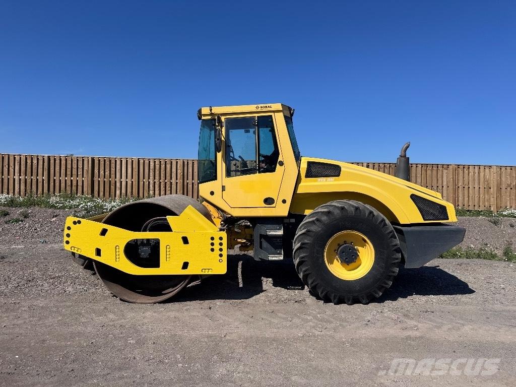 Bomag BW 213 D H-4 Envalsvältar