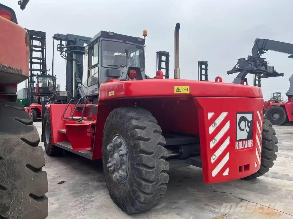 Kalmar DCF 300-12 Dieselmotviktstruckar