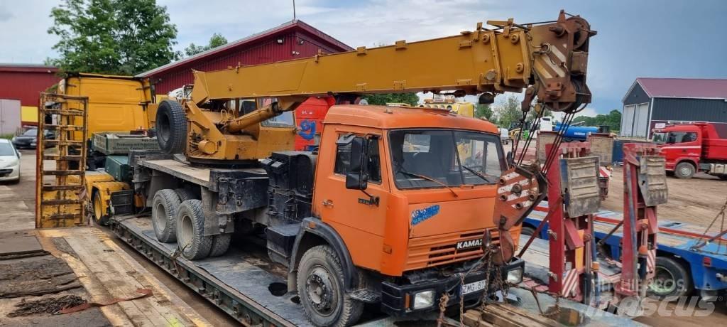 Kamaz 53215 Allterrängkranar