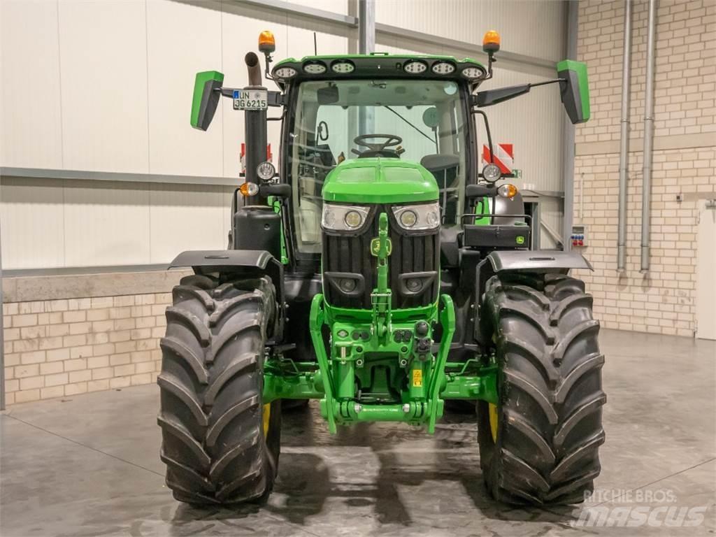 John Deere 6R215 Traktorer