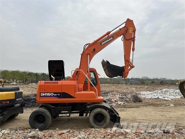 Doosan DH150W Hjulgrävare