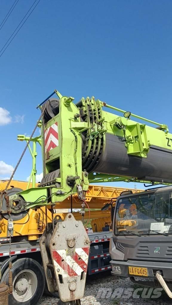 Zoomlion ZTC800 Allterrängkranar