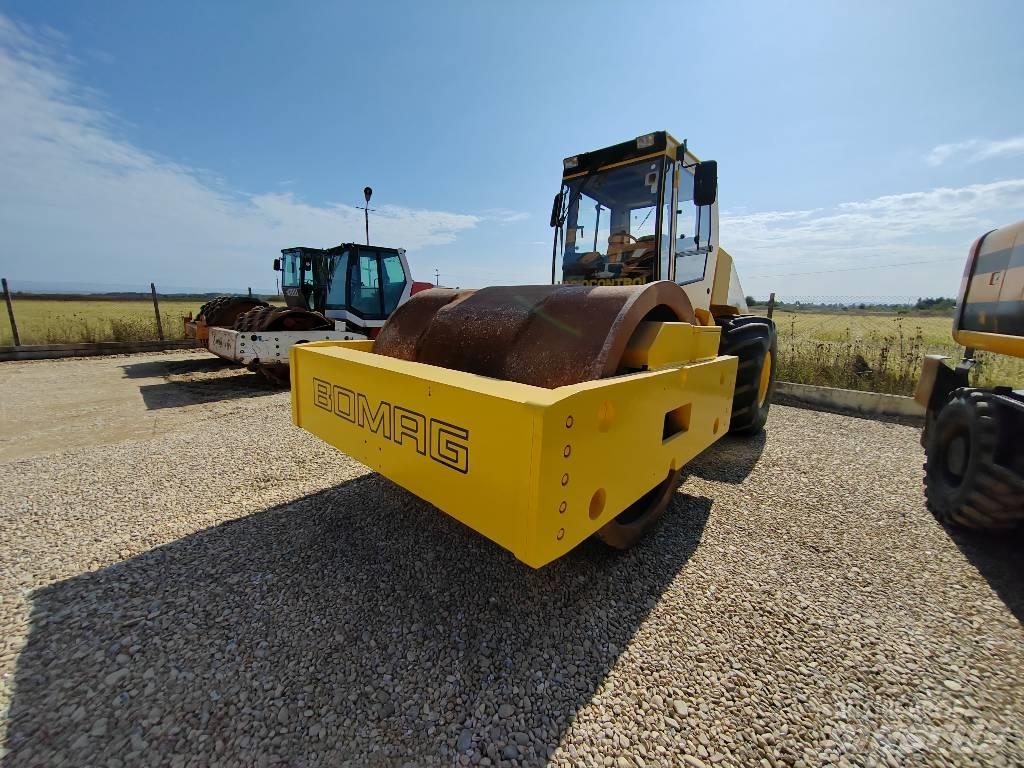 Bomag BW 225 D-3 Tvåvalsvältar