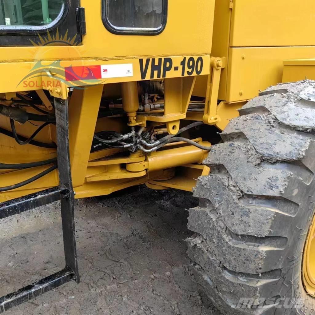 CAT 140 K Väghyvlar