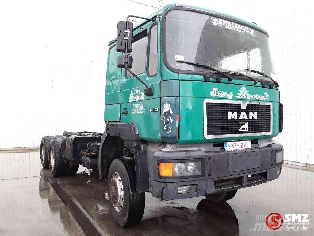 MAN 27.403 6x6 Chassier