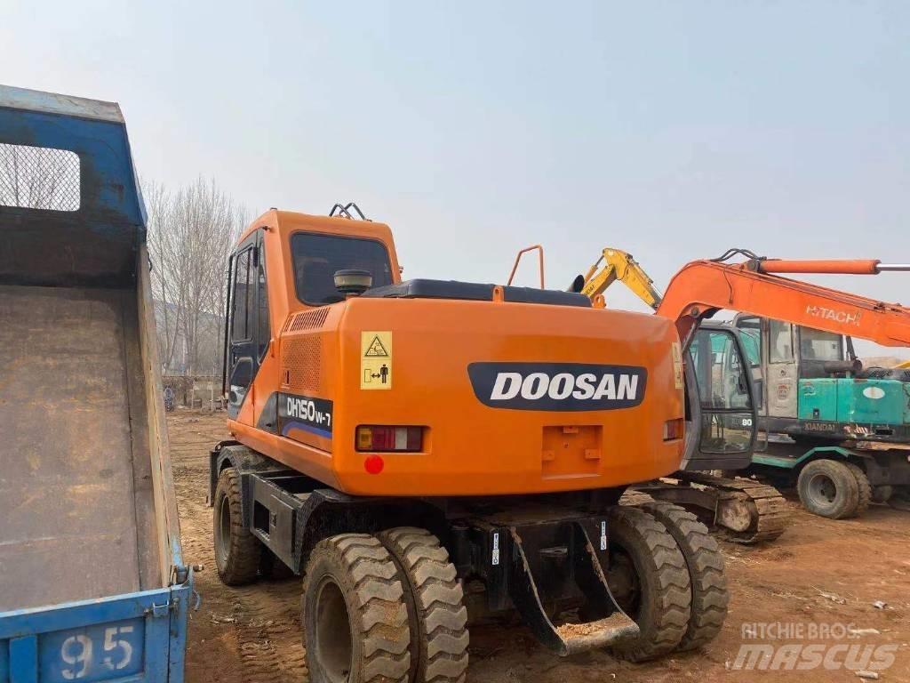 Doosan DH 150W Hjulgrävare