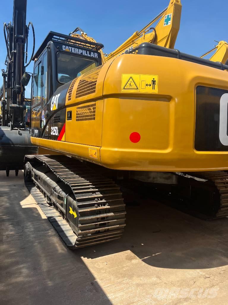 CAT 325D Bandgrävare