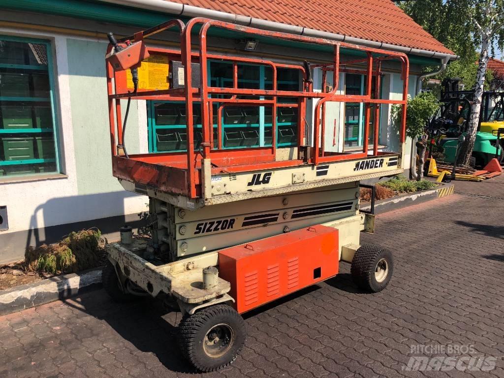 JLG CM2558    V-3343 Personhissar och andra hissar