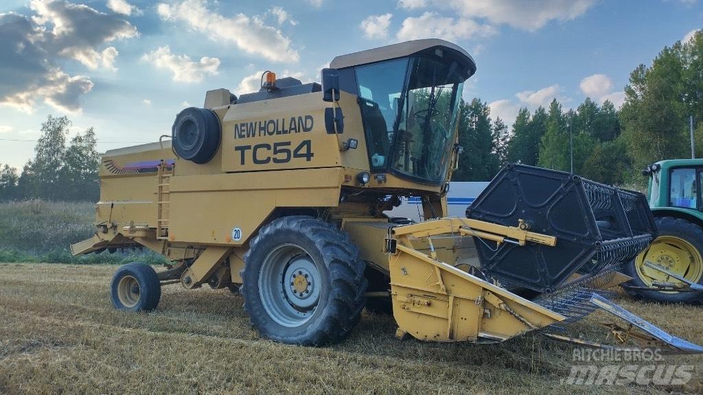 New Holland TC 54 Skördetröskor