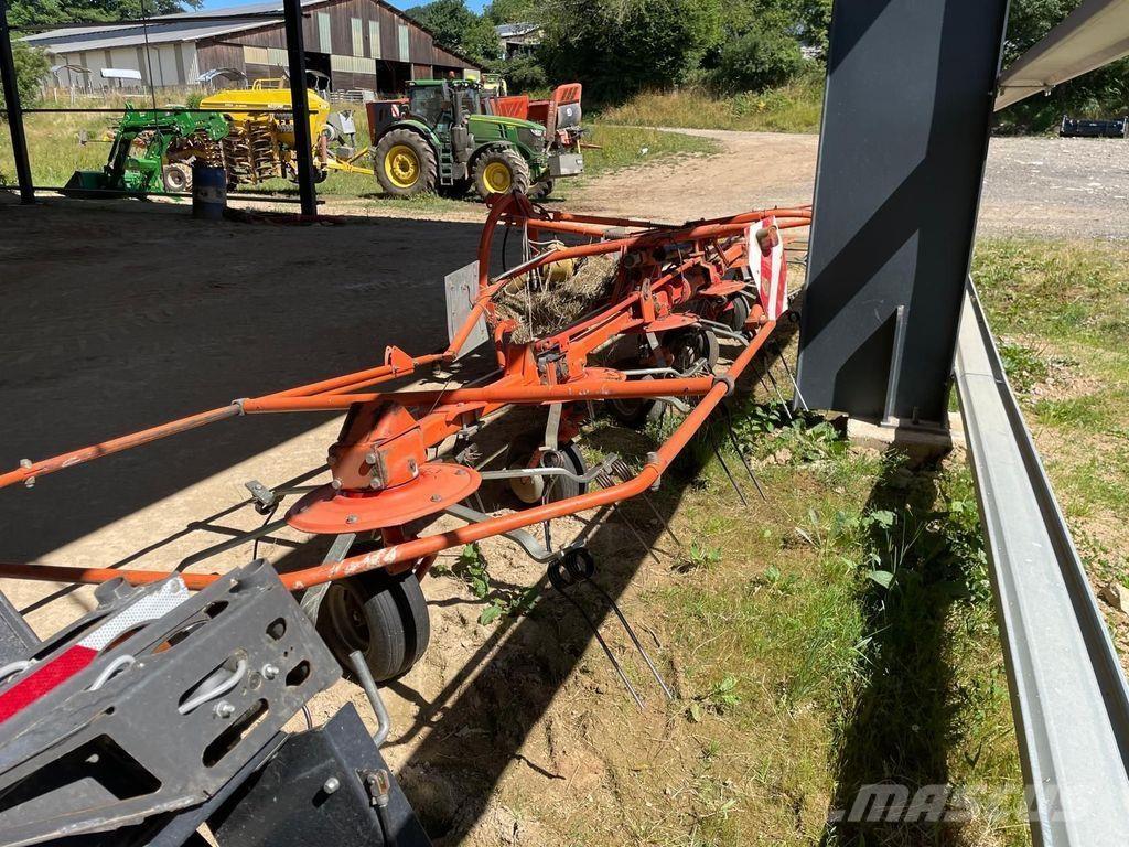 Fella TH 800 Vändare och luftare