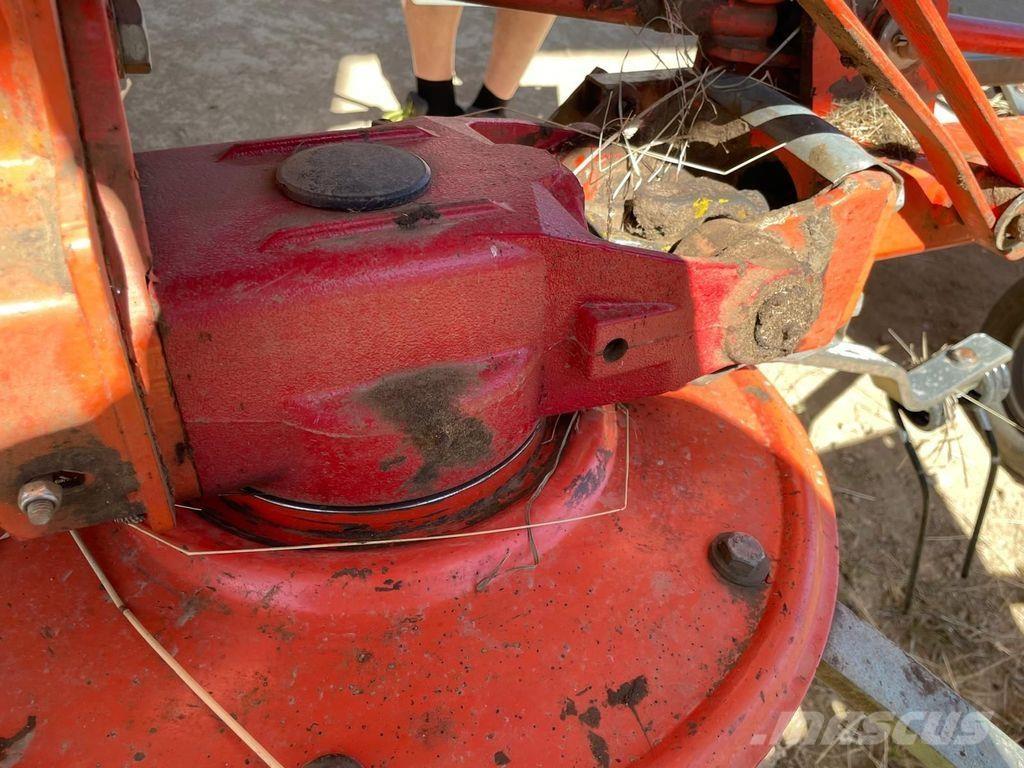 Fella TH 800 Vändare och luftare