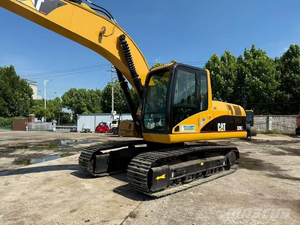 CAT 320 C L Bandgrävare