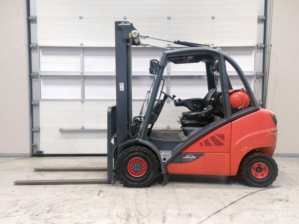 Linde H30T-02 Gasolmotviktstruckar