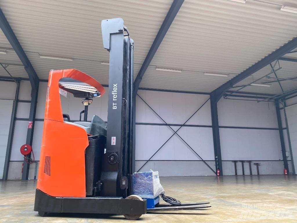 Toyota RRE140H Skjutstativtruck