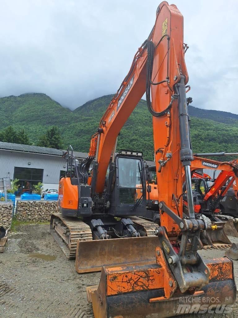 Doosan DX 140 LCR-7 Bandgrävare