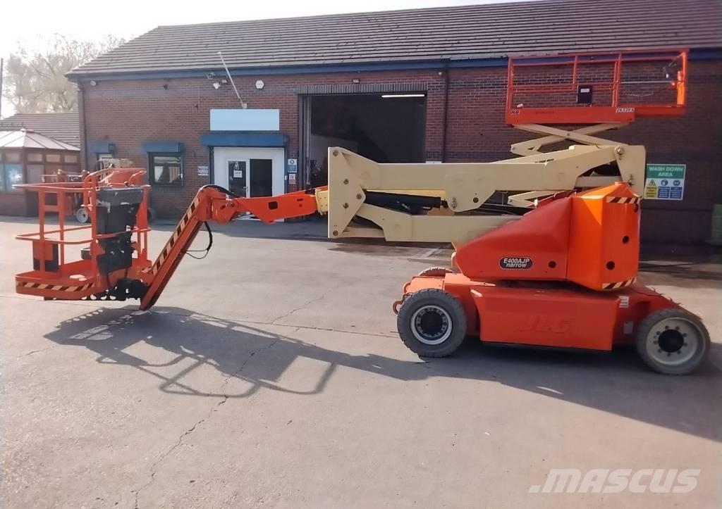 JLG E 400 AJP Bomliftar
