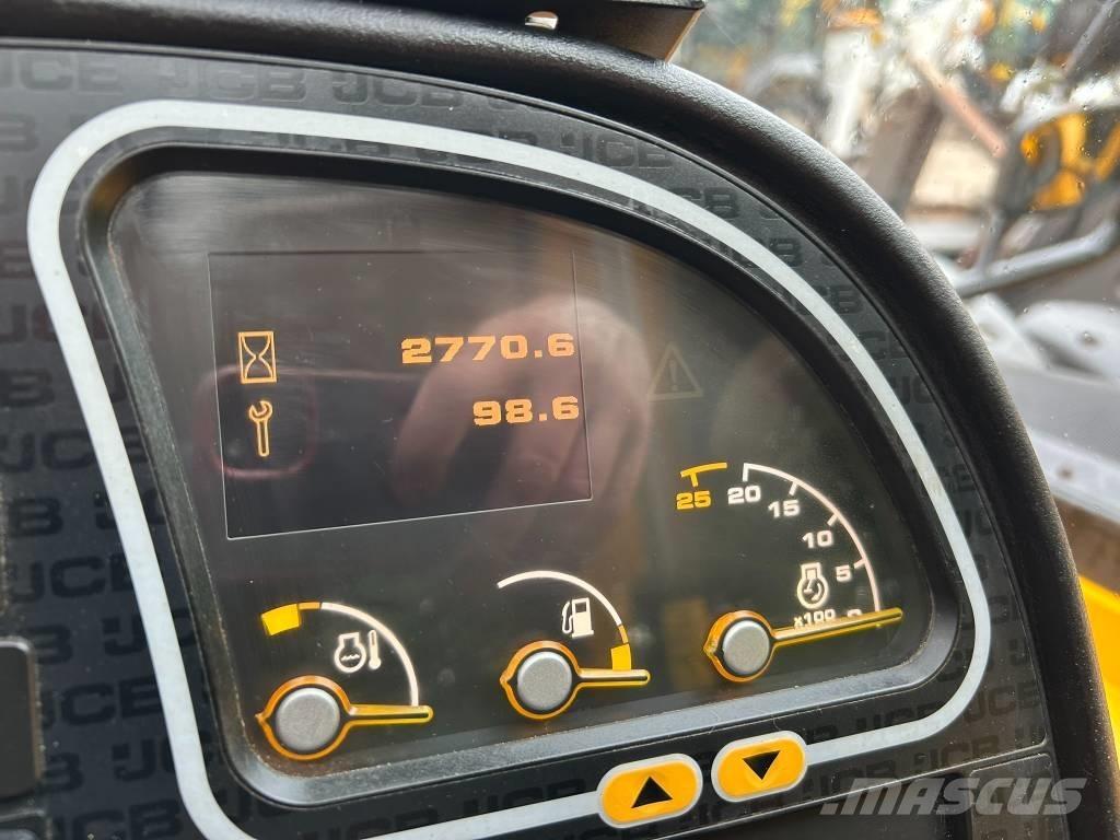 JCB 535-125 Hiviz Teleskoplastare