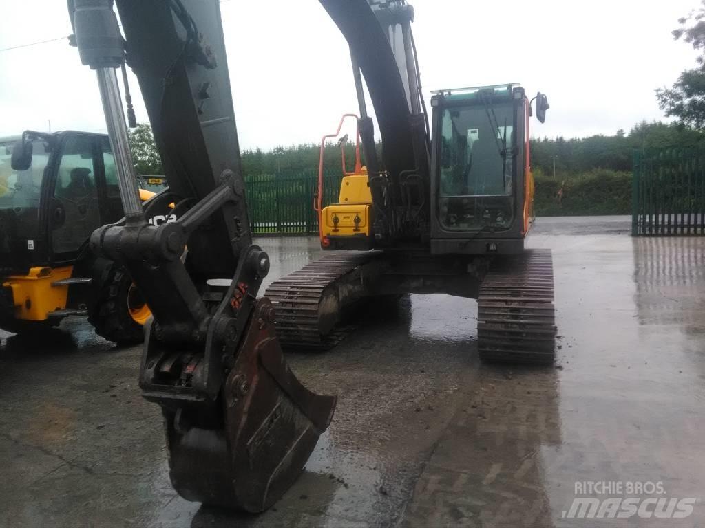 Volvo 210 C Bandgrävare