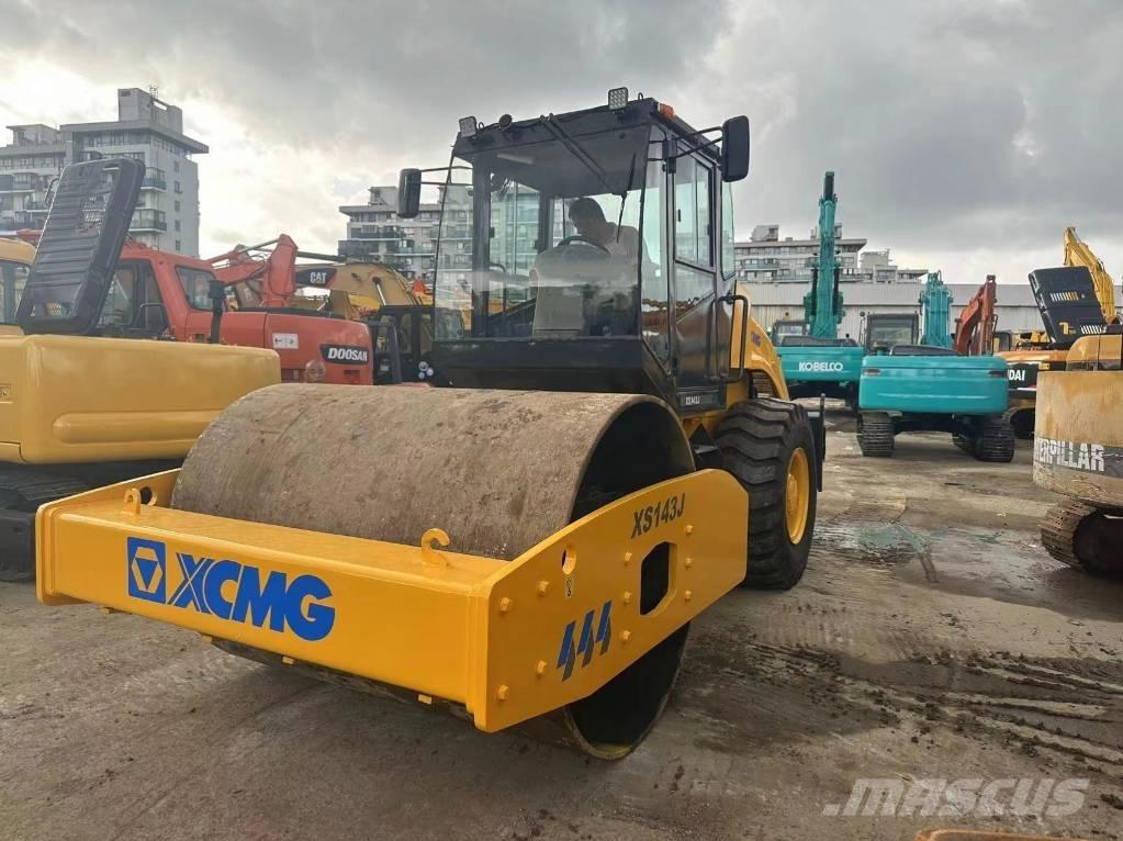 XCMG XS 142 J Jordkompaktorer