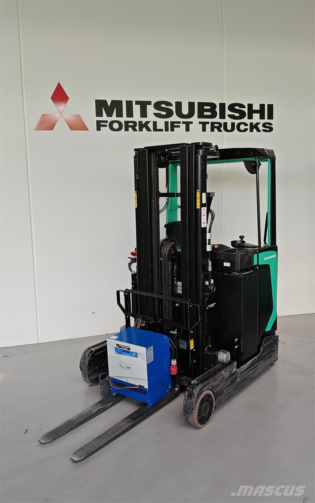 Mitsubishi RB14N2S Skjutstativtruck