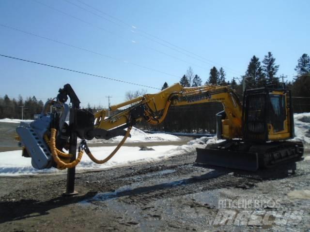 Komatsu PC138USCL-11 Skördare