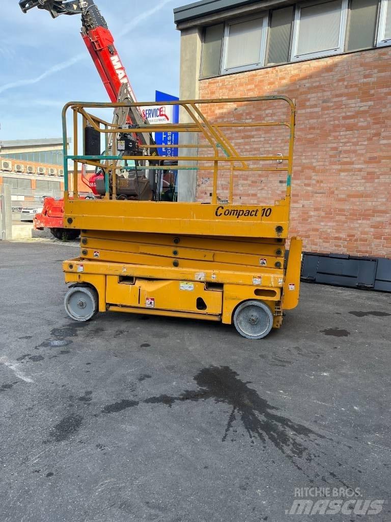 Haulotte Compact 10 Saxliftar