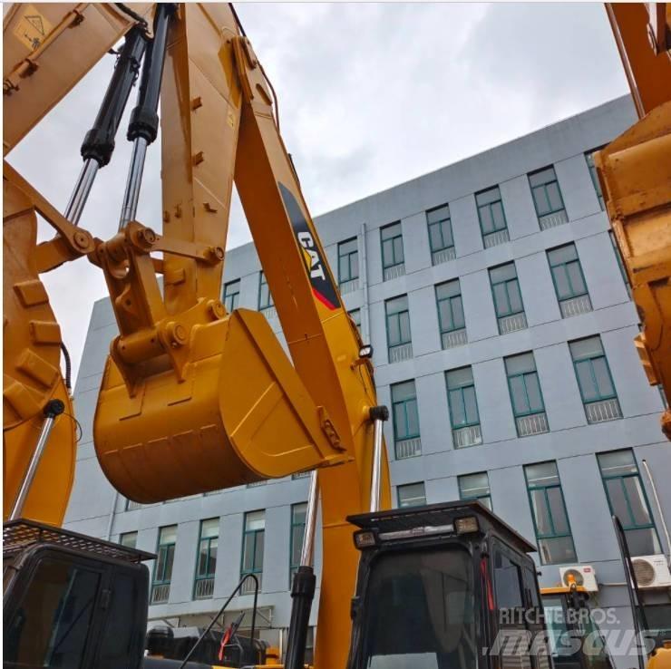 CAT 325 D Bandgrävare