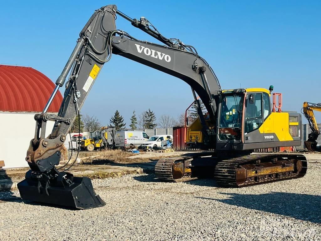 Volvo EC 220 EL Bandgrävare