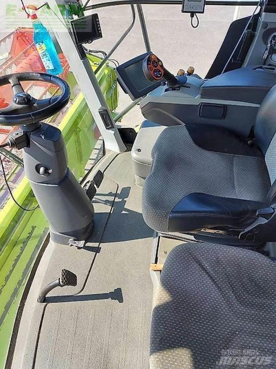 CLAAS lexion 750 Skördetröskor