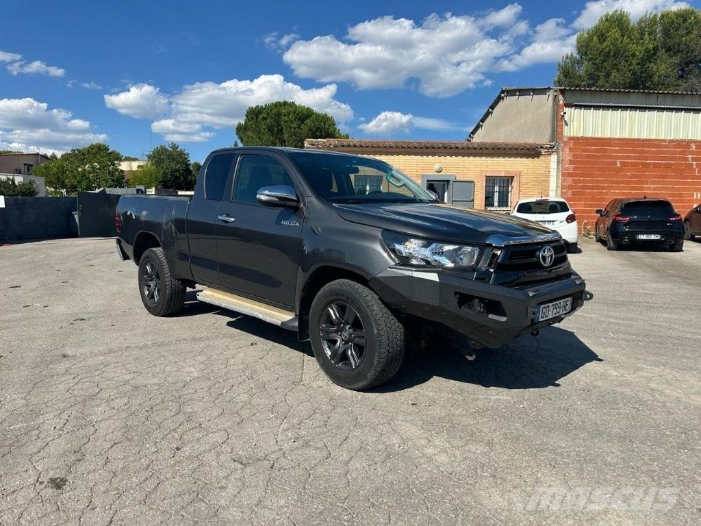 Toyota Hilux Personbilar