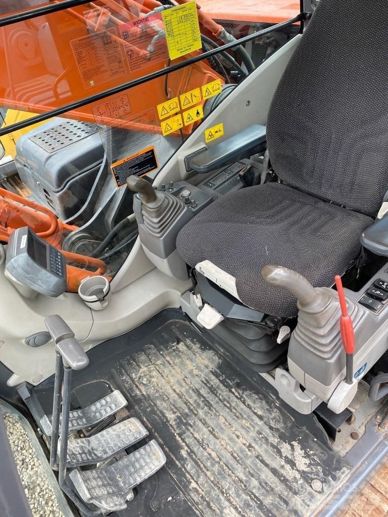 Hitachi ZX350 Bandgrävare