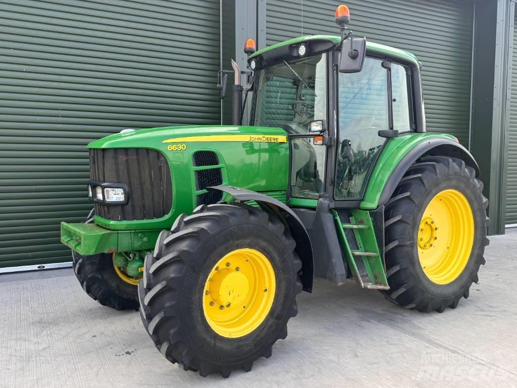 John Deere 6630 Traktorer