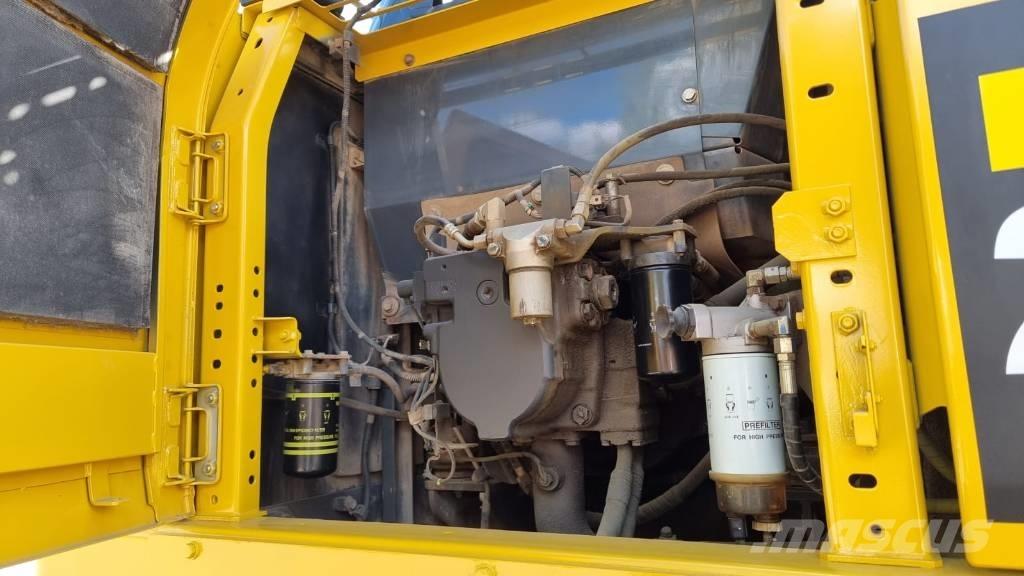 Komatsu PC 210 LC-11 Bandgrävare