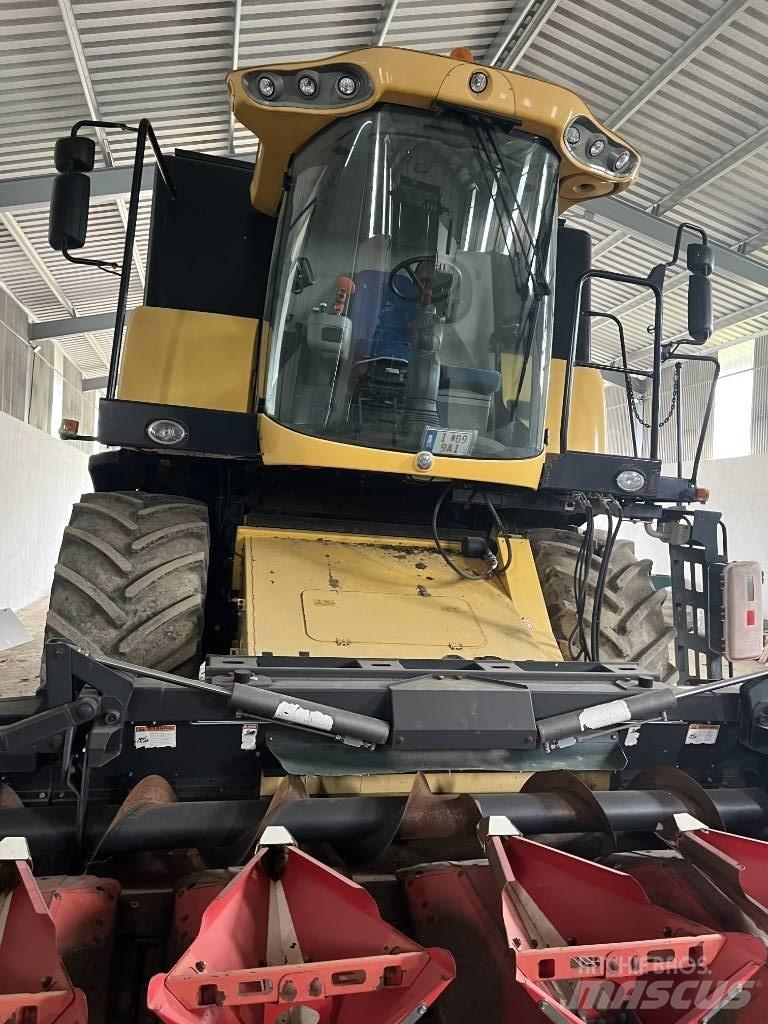 New Holland CX 6090 Skördetröskor