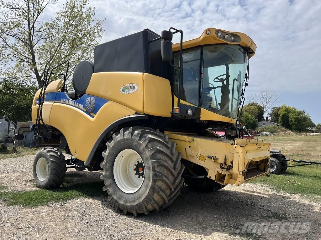 New Holland CX 6090 Skördetröskor