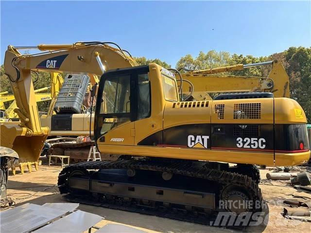 CAT 325 C Bandgrävare
